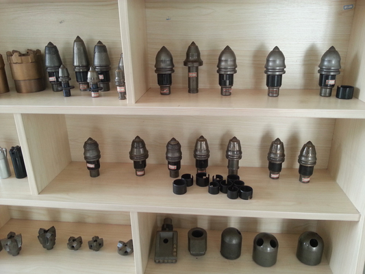 Alat Bor Tungsten Rock Auger Conical Bits Bullet Teeth Holder Dengan Carbide Bits