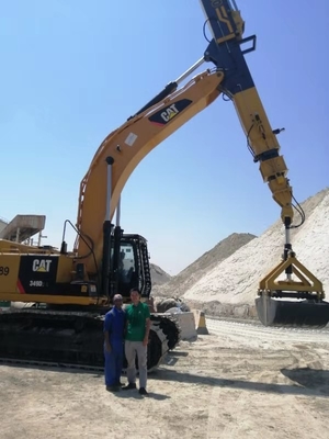 APIE KM220 Excavator Efisien Dan Serbaguna Clamshell Telescopic Arm Dengan kedalaman 22m
