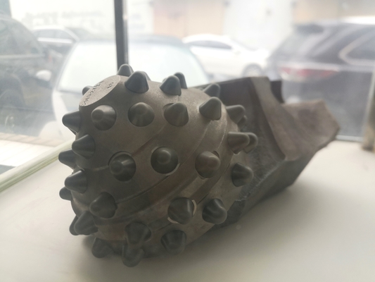 High Precision Roller Bit Bearing Rock Drilling Core Barrels Mencocokkan Pemotongan 8 1/2 '