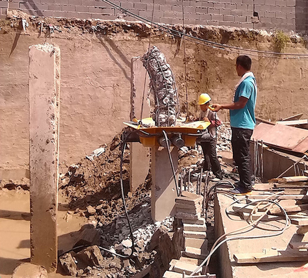 Excavator Attachment Hydraulic Square Pile Head Cutter Mesin 600mm Pile Head Breaker