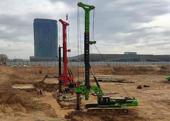 Pekerjaan Konstruksi 15m Rig Pengeboran Multifungsi Crawler Crane Bore Pile